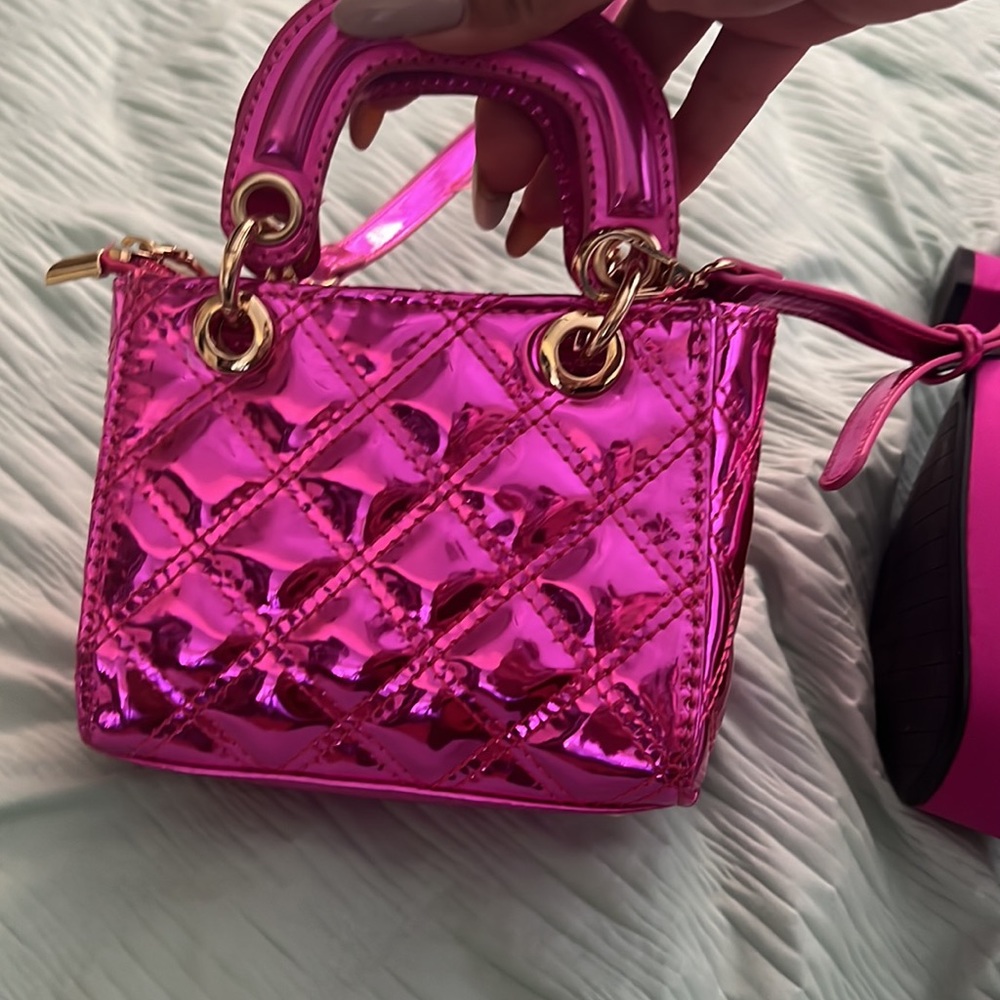 Fuchsia Mini Purse - Picture 2 of 7